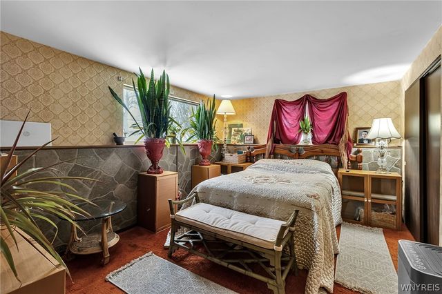 19 Sunset Court, Amherst, NY 14228