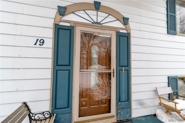 19 Sunset Court, Amherst, NY 14228