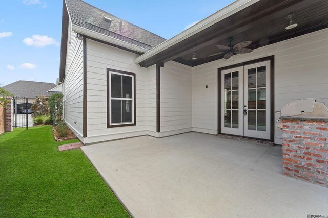 364 Glenthorne Dr, Gonzales, LA 70737