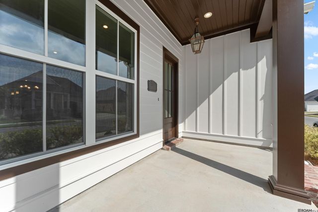 364 Glenthorne Dr, Gonzales, LA 70737