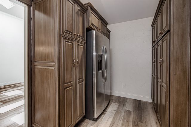 4900 Woodland Park Boulevard, Arlington, TX 76013