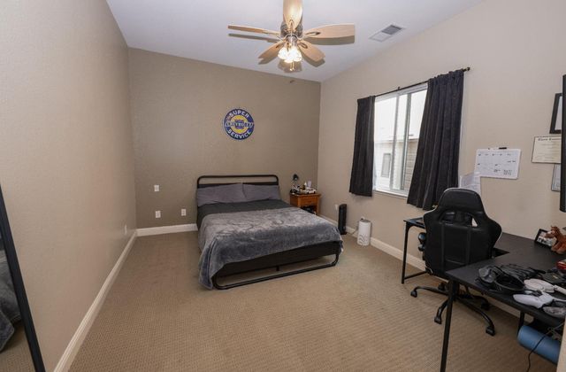 2933 E Quincy Avenue, Fresno, CA 93720