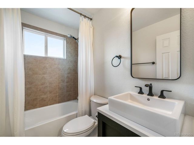 556 Coyote Willow Dr, Colorado Springs, CO 80921