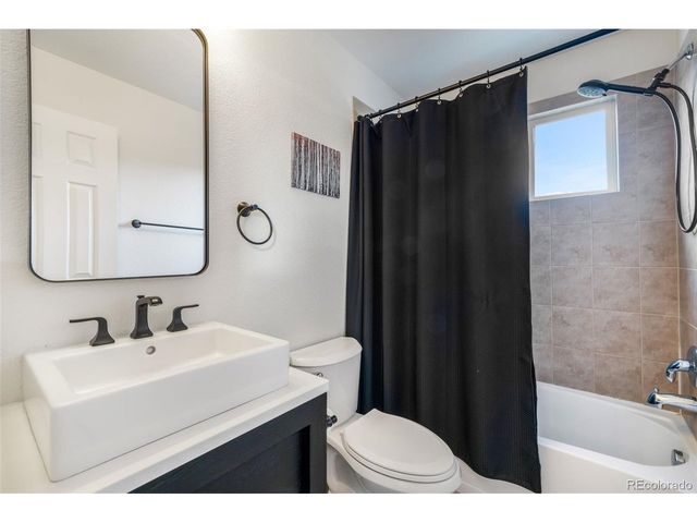 556 Coyote Willow Dr, Colorado Springs, CO 80921