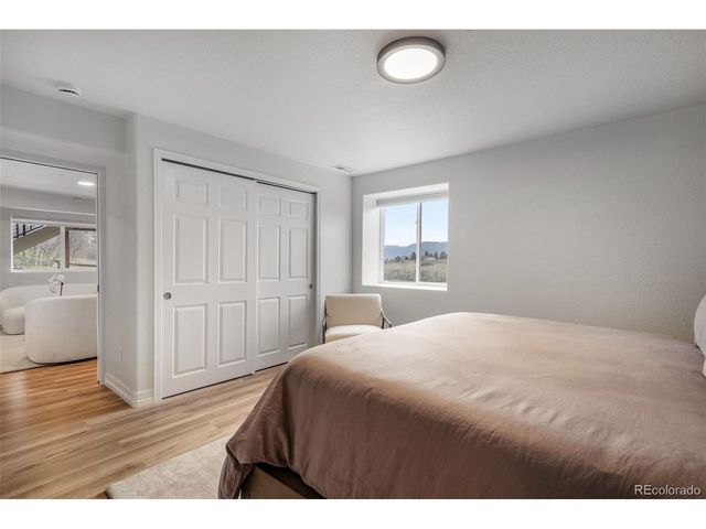 556 Coyote Willow Dr, Colorado Springs, CO 80921