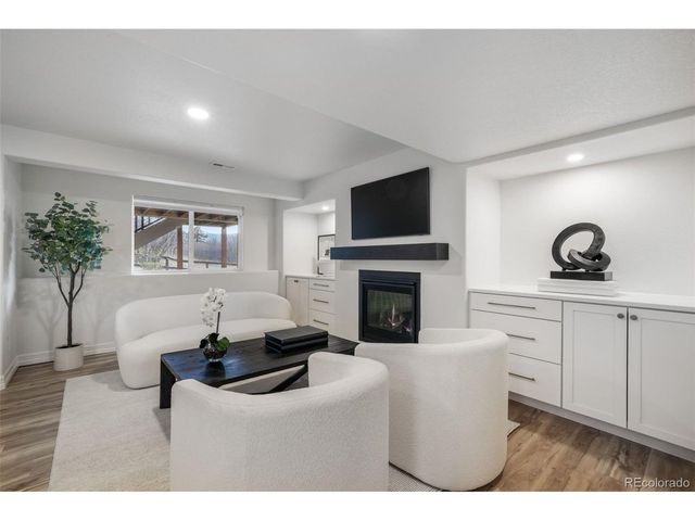 556 Coyote Willow Dr, Colorado Springs, CO 80921