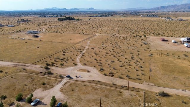1 Chia Road, Apple Valley, CA 92308