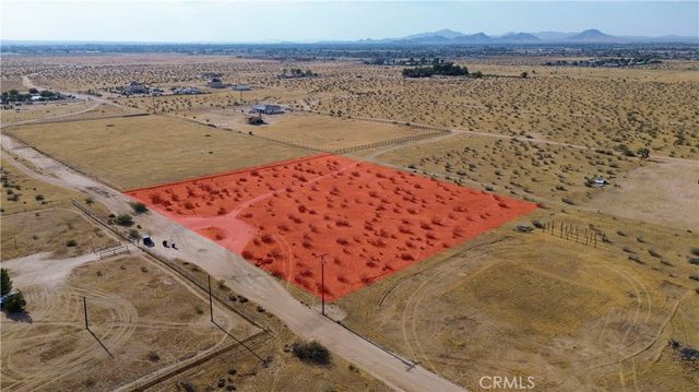1 Chia Road, Apple Valley, CA 92308
