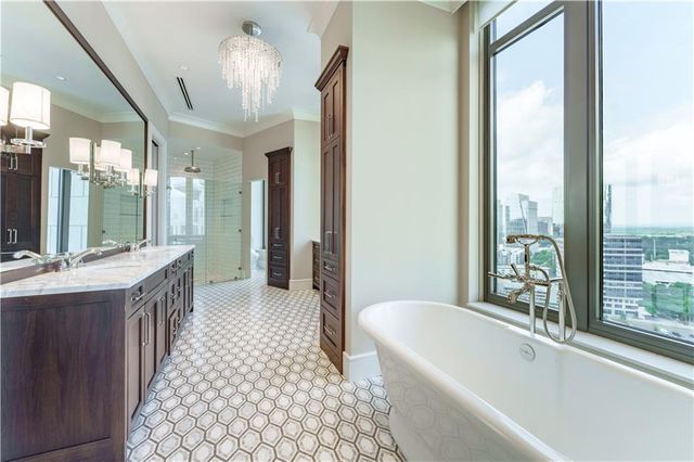 3376 Peachtree NE Road 35A, Atlanta, GA 30326