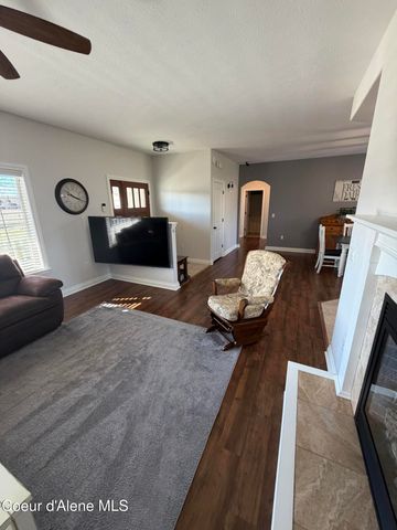 65 Echo DR, Bonners Ferry, ID 83805