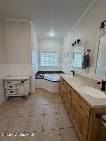 65 Echo DR, Bonners Ferry, ID 83805