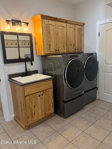 65 Echo DR, Bonners Ferry, ID 83805