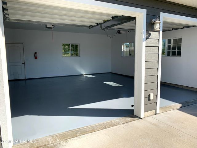 65 Echo DR, Bonners Ferry, ID 83805