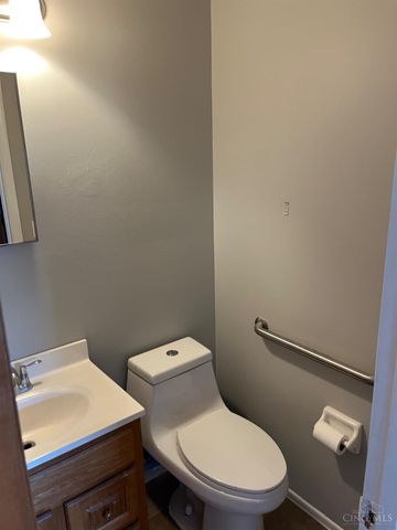 5461 Bellfield Lane, Green Twp, OH 45238