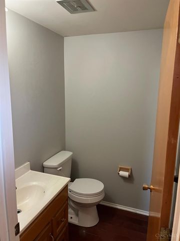 5461 Bellfield Lane, Green Twp, OH 45238