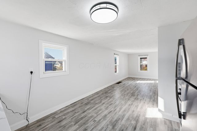 2560 Osceola Avenue, Columbus, OH 43211