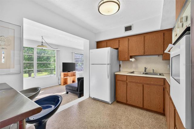 2430 BRAZILIA DRIVE 64, Clearwater, FL 33763