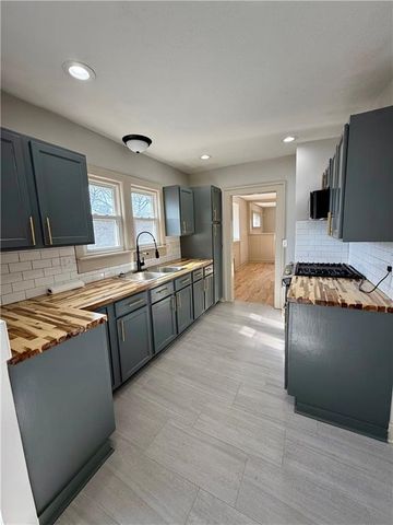 2927 N 55th Street, Kansas City, KS 66104