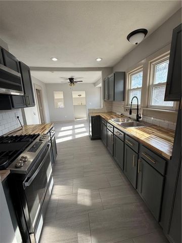 2927 N 55th Street, Kansas City, KS 66104