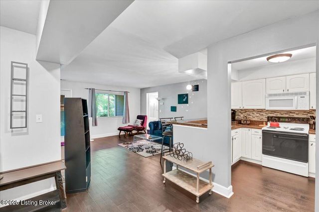 44 Lake Ave, 44, Louisville, KY 40206