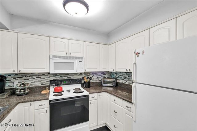 44 Lake Ave, 44, Louisville, KY 40206