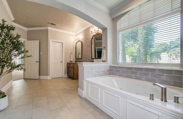 16019 Roseview Lane, Cypress, TX 77429