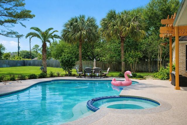 16019 Roseview Lane, Cypress, TX 77429