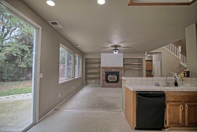 5820 W Lisendra Drive, Visalia, CA 93277