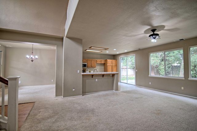 5820 W Lisendra Drive, Visalia, CA 93277