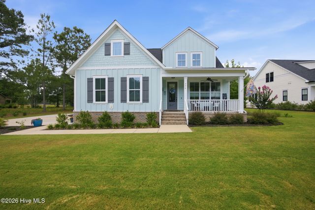 776 Breezewood Drive SE, Bolivia, NC 28422