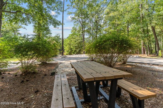 776 Breezewood Drive SE, Bolivia, NC 28422