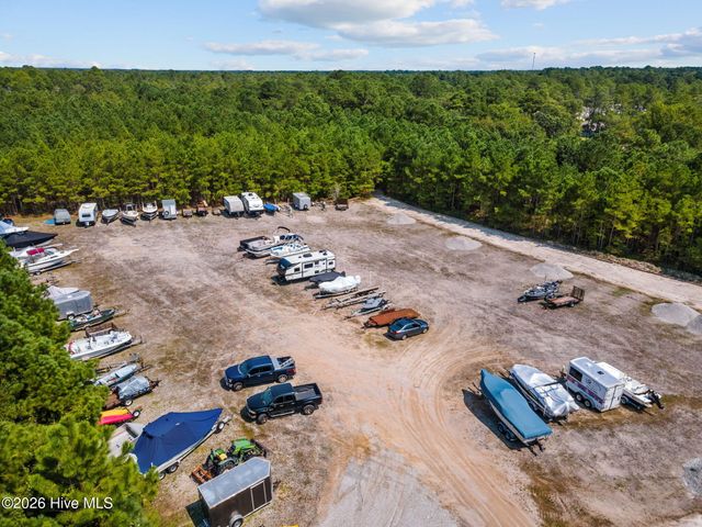 776 Breezewood Drive SE, Bolivia, NC 28422