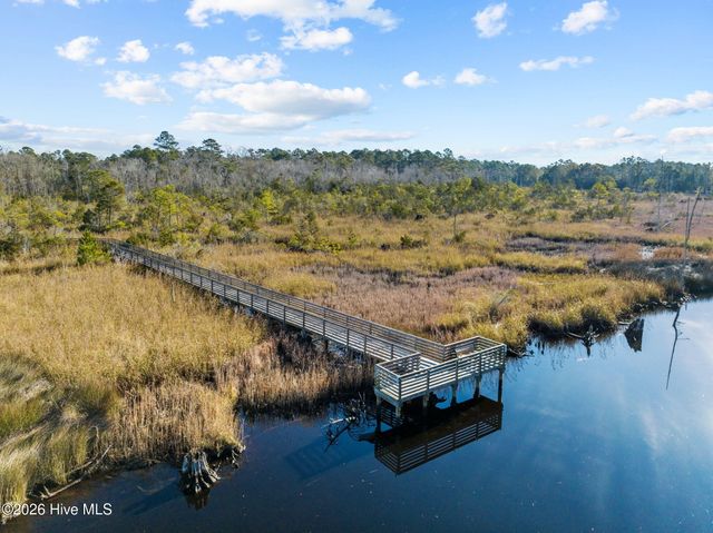776 Breezewood Drive SE, Bolivia, NC 28422