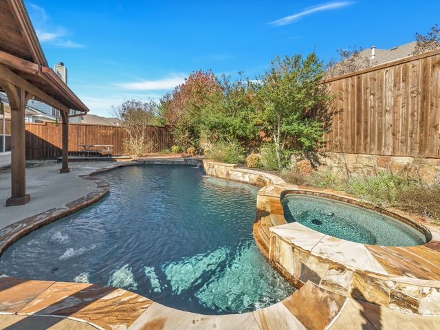 5300 Centeridge Lane, Mckinney, TX 75071