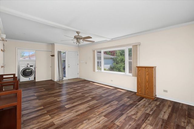 17 S Walnut Street, Palatine, IL 60067