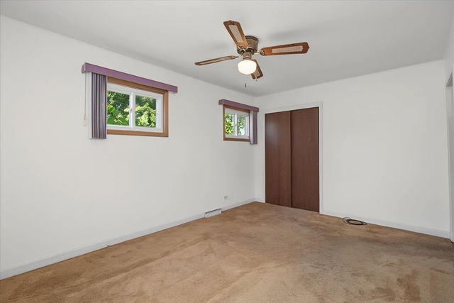 17 S Walnut Street, Palatine, IL 60067