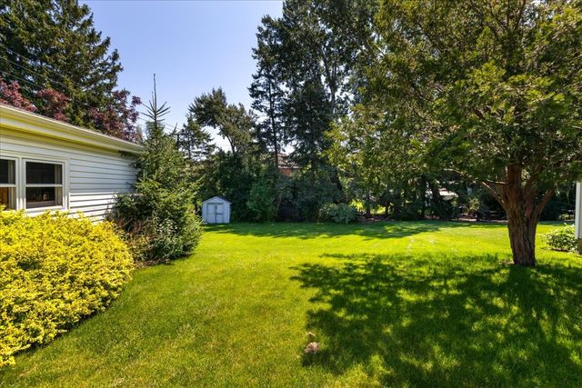 17 S Walnut Street, Palatine, IL 60067