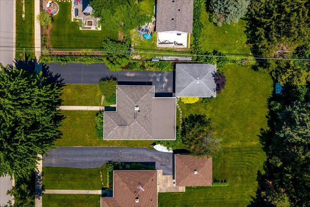 17 S Walnut Street, Palatine, IL 60067