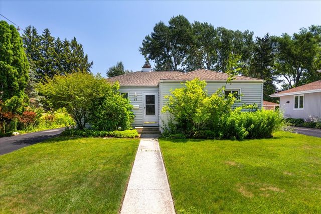 17 S Walnut Street, Palatine, IL 60067