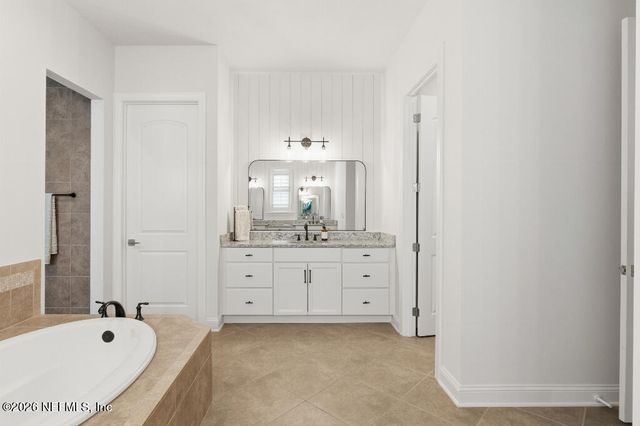 120 TOPSAIL Drive, Ponte Vedra, FL 32081