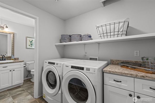 945 SW Moffett Lane, Port Orchard, WA 98367