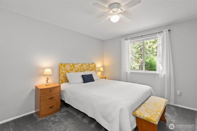 945 SW Moffett Lane, Port Orchard, WA 98367