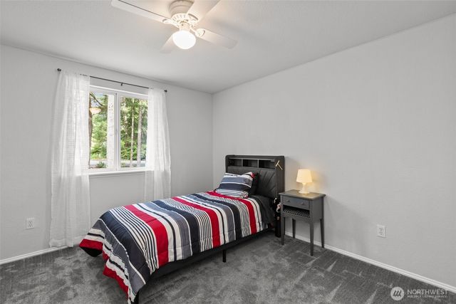 945 SW Moffett Lane, Port Orchard, WA 98367