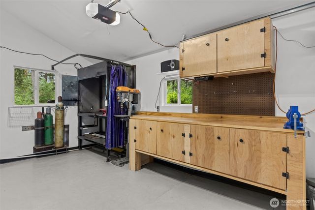 945 SW Moffett Lane, Port Orchard, WA 98367