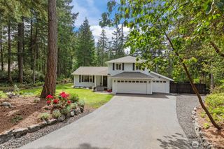 945 SW Moffett Lane, Port Orchard, WA 98367