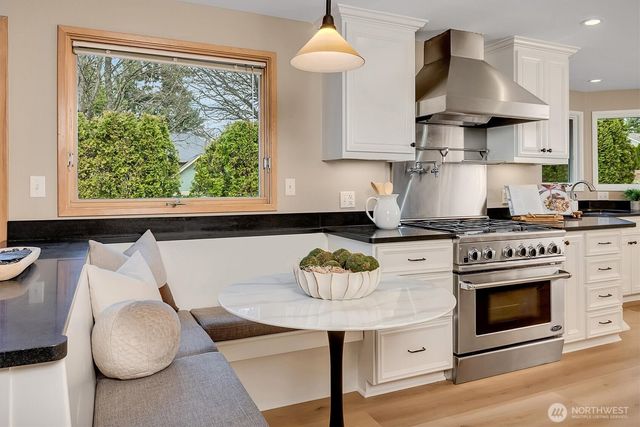 10825 NE 62nd Street, Kirkland, WA 98033