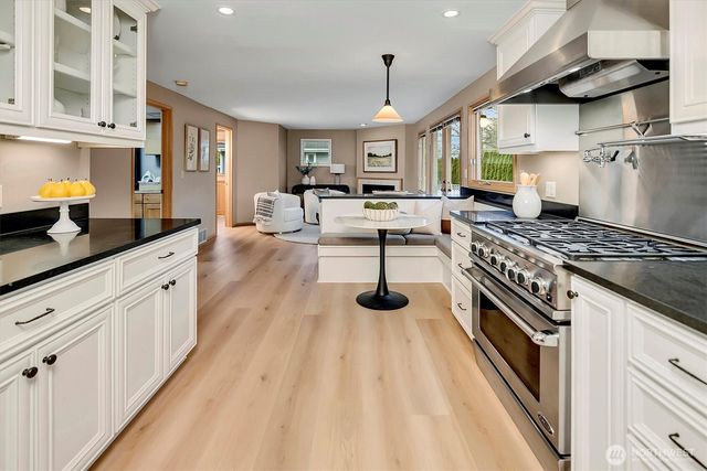 10825 NE 62nd Street, Kirkland, WA 98033