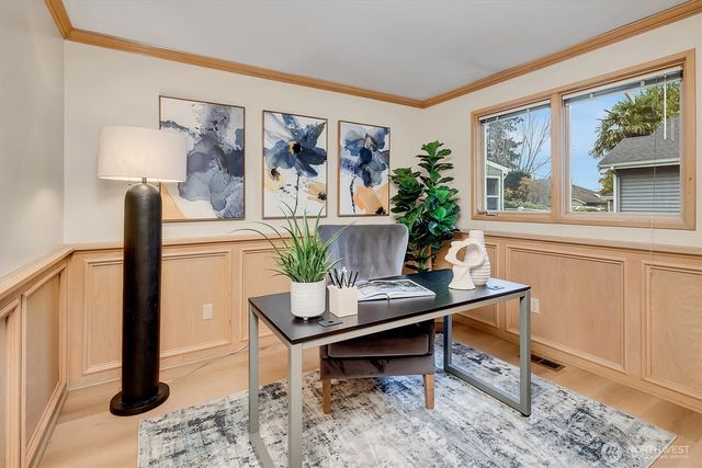 10825 NE 62nd Street, Kirkland, WA 98033