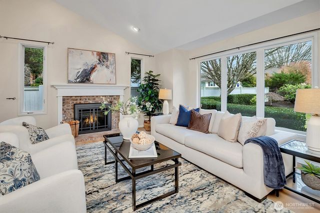 10825 NE 62nd Street, Kirkland, WA 98033