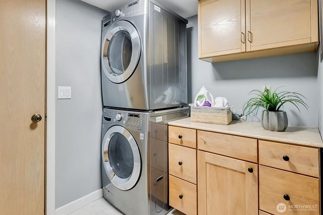 10825 NE 62nd Street, Kirkland, WA 98033